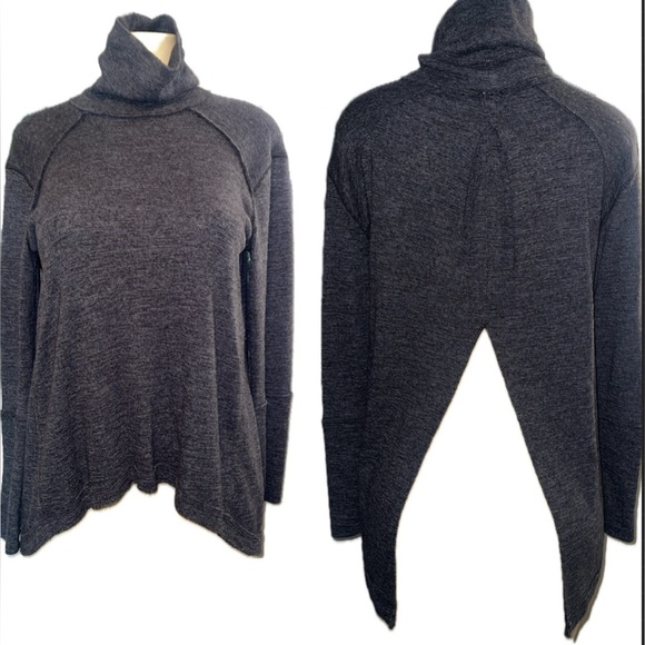 We The Free Tops - Free People We The Free Split-Back Turtleneck Pullover Top XS Dark Gray